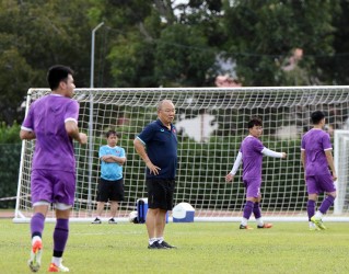 ĐT Việt Nam đại chiến Malaysia: Thầy Park lo lộ chiến thuật trên sân tập