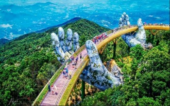 Đà Nẵng đề xuất mở cửa đón khách nội địa và quốc tế từ tháng 11-2021