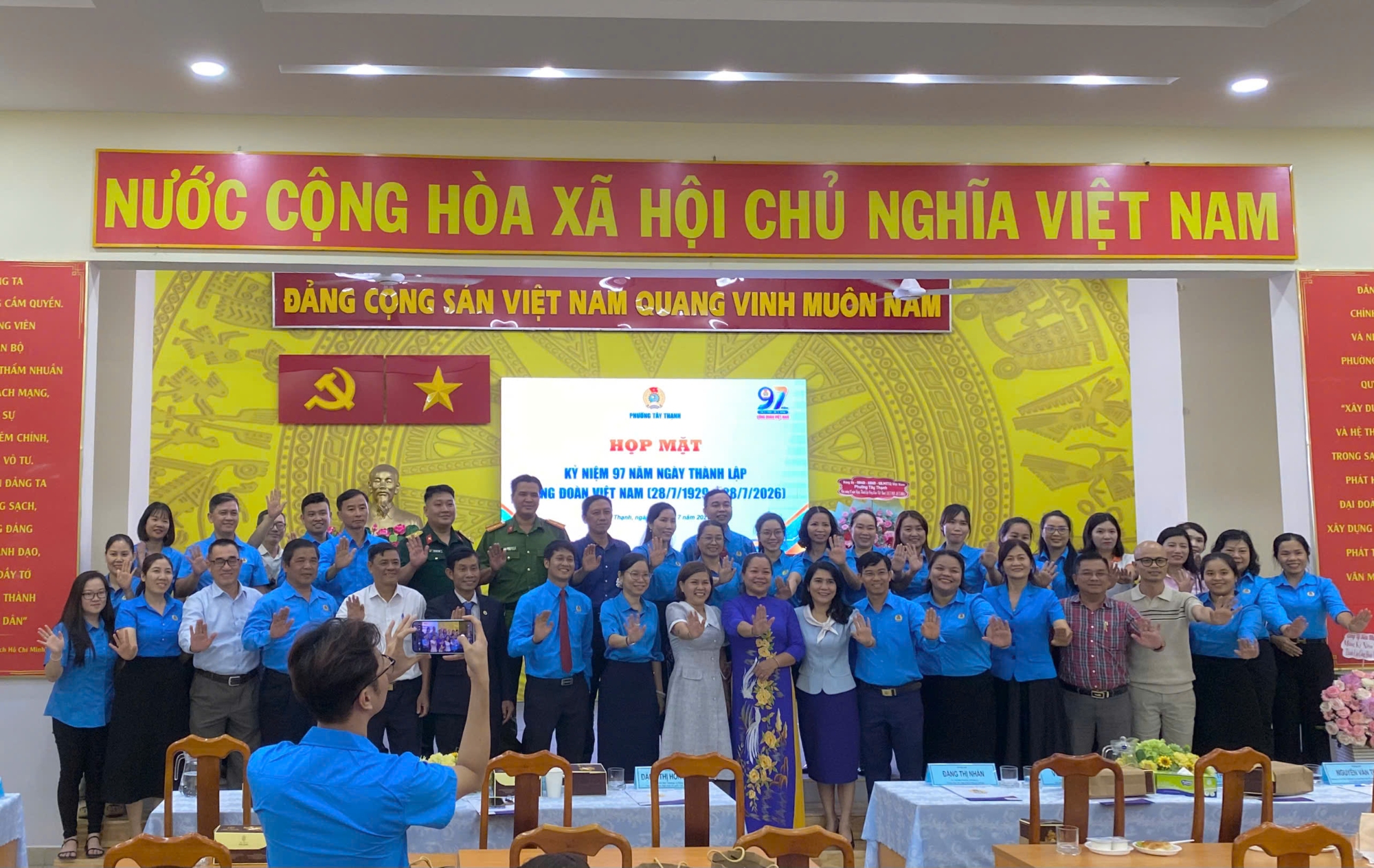 SNT mừng kỷ niệm 97 năm thành lập Công đoàn Việt Nam: Phát huy truyền thống, xây dựng tổ chức vững mạnh